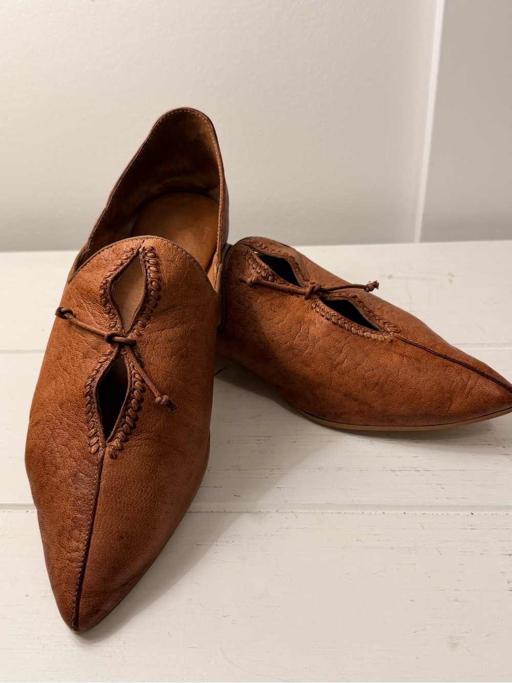 Free People St. Lucia Leather Pointed Babouche Flats Tan 38 EUC Brown Shoe